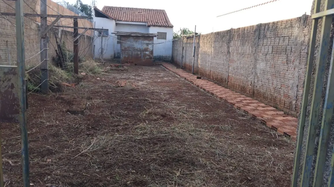 Foto 2 de Casa com 1 quarto à venda, 178m2 em Vila Nova Brasil, Jau - SP