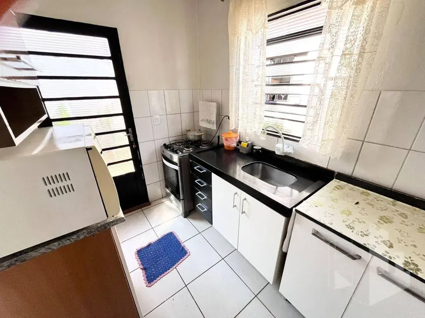 Foto 8 de Casa com 3 quartos à venda, 180m2 em Villagio Di Roma, Jau - SP