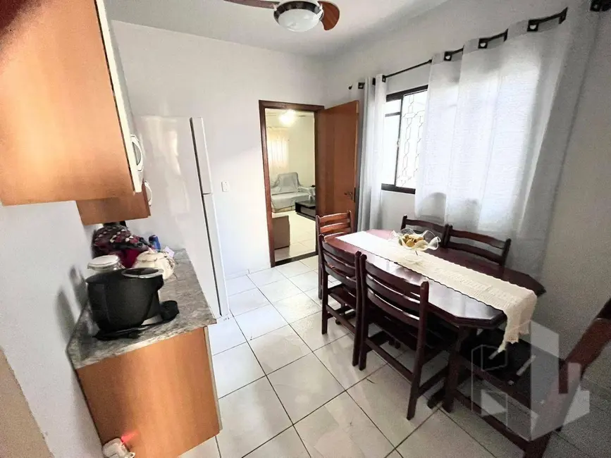 Foto 4 de Casa com 3 quartos à venda, 180m2 em Villagio Di Roma, Jau - SP