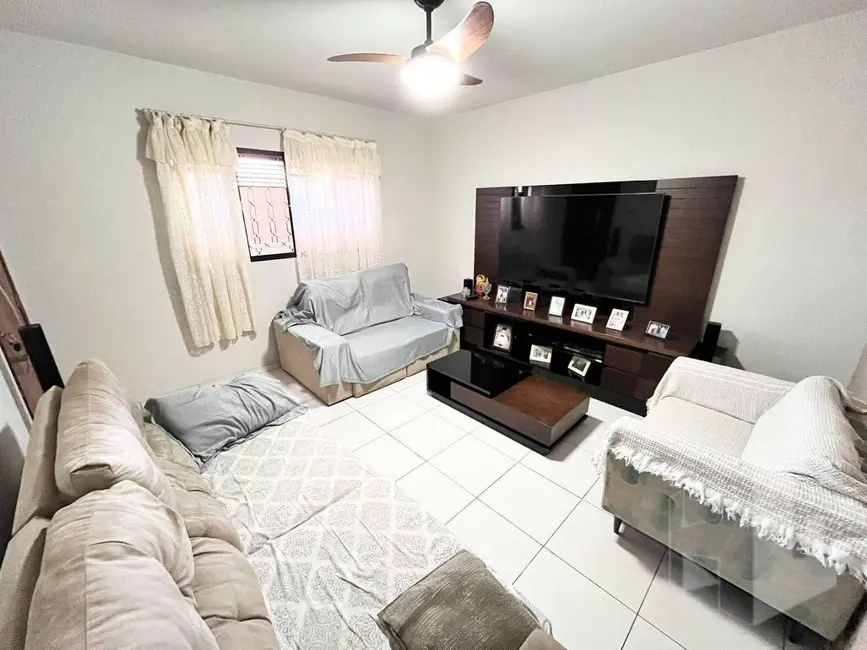 Foto 1 de Casa com 3 quartos à venda, 180m2 em Villagio Di Roma, Jau - SP