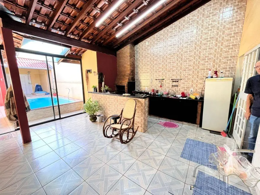 Foto 1 de Casa com 3 quartos à venda, 260m2 em Chácara Nunes, Jau - SP
