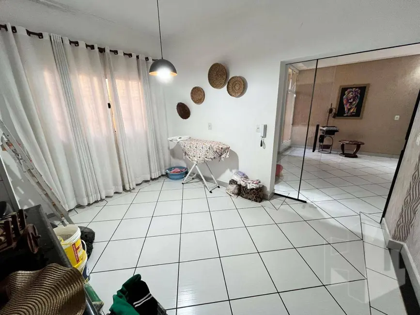 Foto 6 de Casa com 3 quartos à venda, 260m2 em Chácara Nunes, Jau - SP