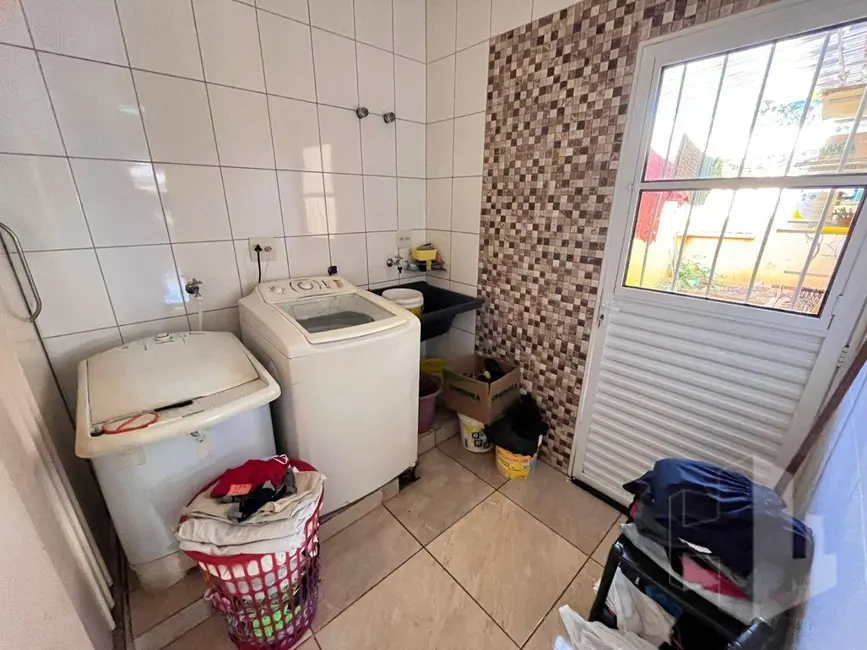 Foto 5 de Casa com 3 quartos à venda, 260m2 em Chácara Nunes, Jau - SP