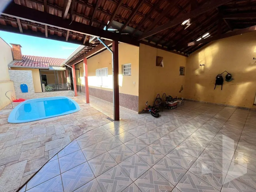Foto 2 de Casa com 3 quartos à venda, 260m2 em Chácara Nunes, Jau - SP