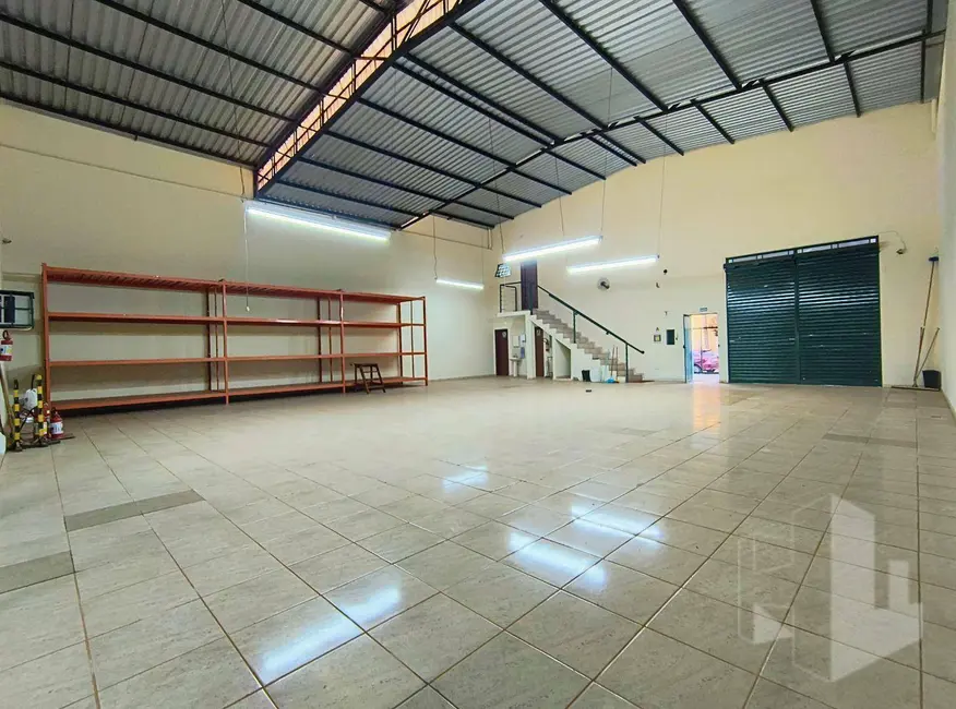 Foto 7 de Armazém / Galpão para alugar, 615m2 em Distrito Industrial, Jau - SP