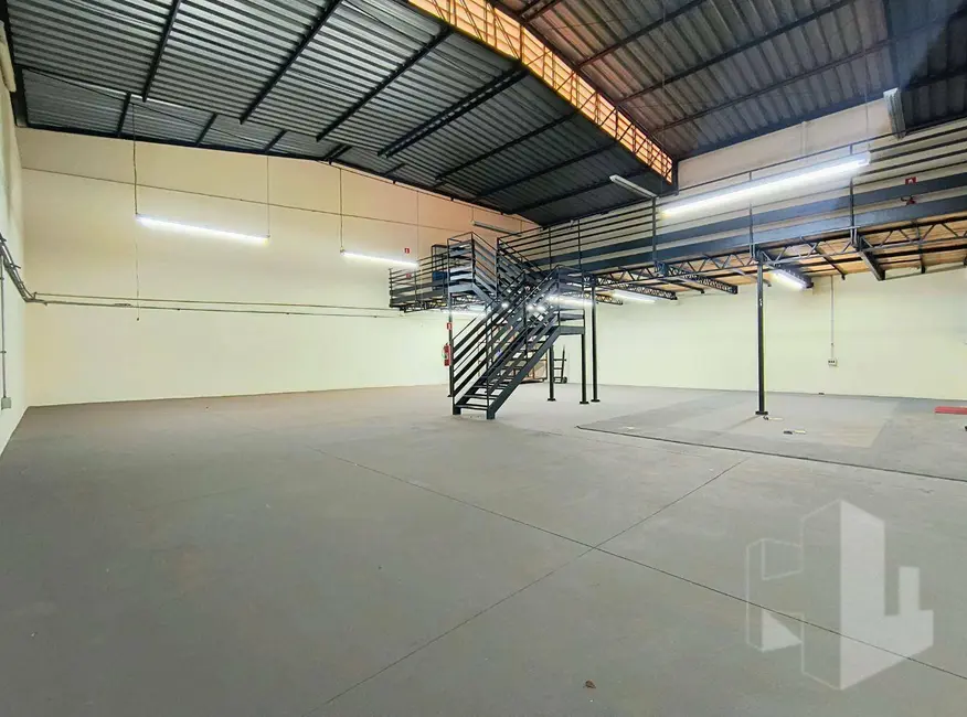 Foto 9 de Armazém / Galpão para alugar, 615m2 em Distrito Industrial, Jau - SP