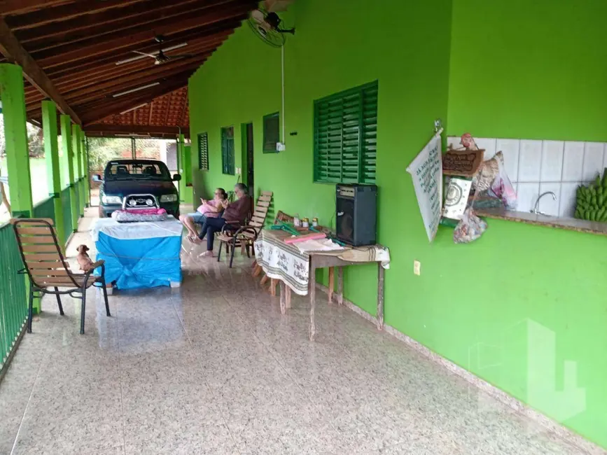 Chácara com 2 quartos à venda, 450m2 em Itapui - SP - imagem 5 Foto 5 de Chácara com 2 quartos à venda, 450m2 em Itapui - SP