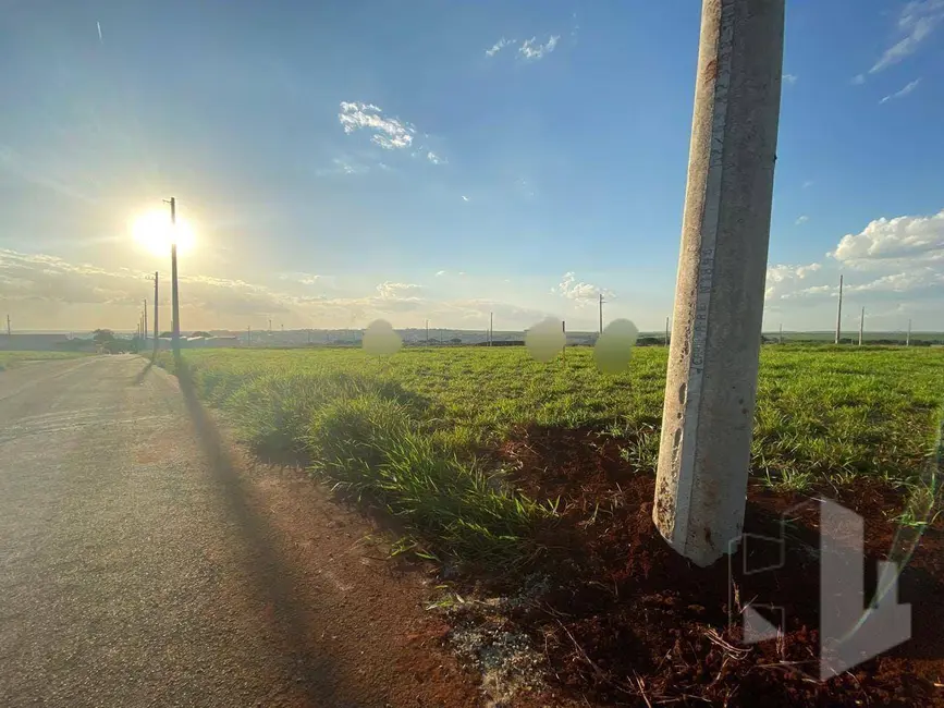 Foto 2 de Terreno / Lote à venda, 200m2 em Centro, Jau - SP
