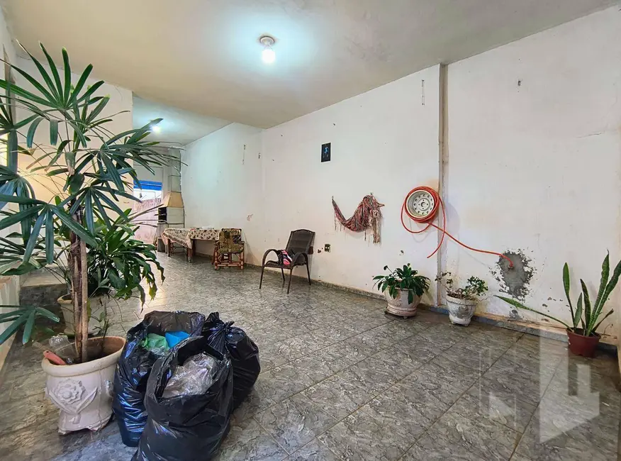 Foto 2 de Casa com 3 quartos à venda, 195m2 em Vila Industrial, Jau - SP