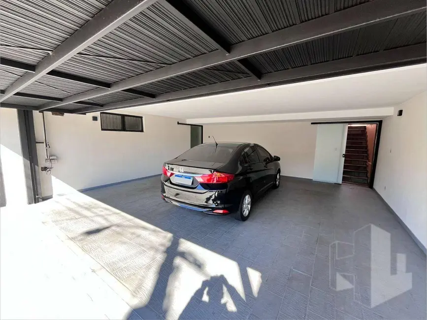 Foto 4 de Casa com 3 quartos à venda, 330m2 em Chácara Peccioli, Jau - SP