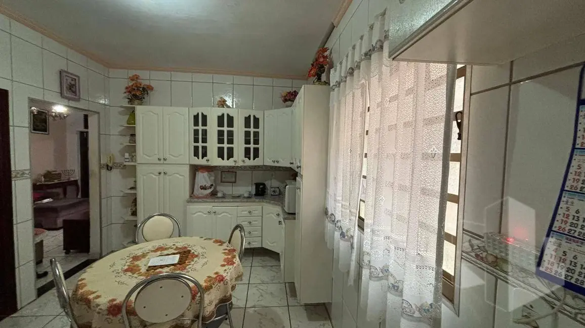 Foto 1 de Casa com 3 quartos à venda, 176m2 em Vila Industrial, Jau - SP