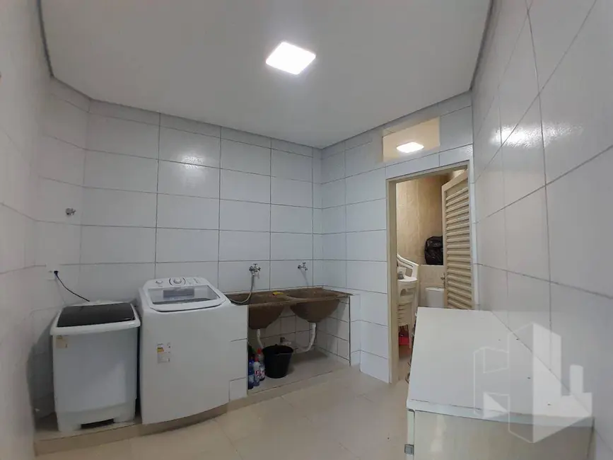 Casa com 2 quartos à venda, 225m2 em Jardim Continental, Jau - SP - imagem 7 Foto 7 de Casa com 2 quartos à venda, 225m2 em Jardim Continental, Jau - SP