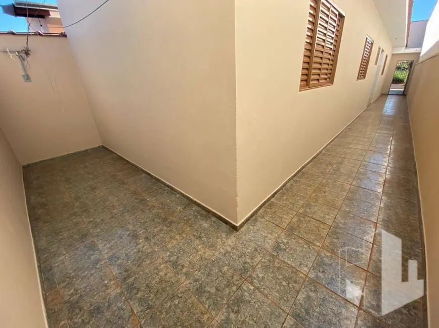 Foto 9 de Casa com 2 quartos para alugar, 275m2 em Jardim Nova Jaú, Jau - SP