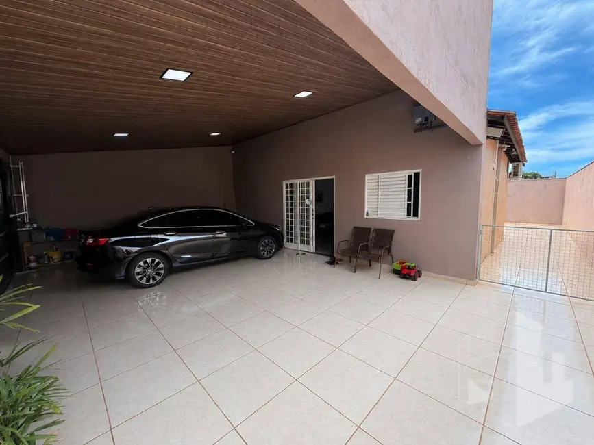 Foto 9 de Casa com 2 quartos à venda, 180m2 em Jardim Itatiaia, Jau - SP
