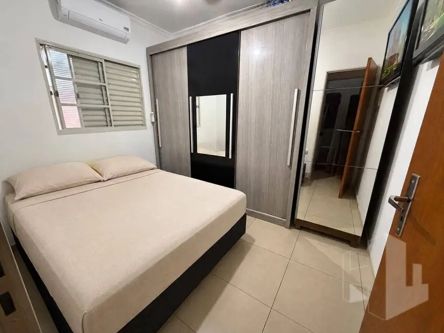 Foto 4 de Casa com 2 quartos à venda, 180m2 em Jardim Itatiaia, Jau - SP