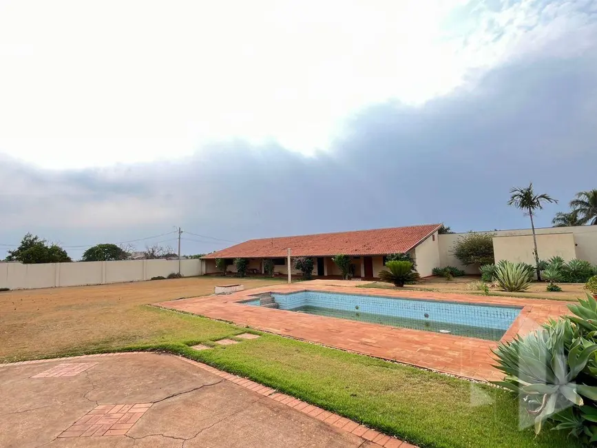 Casa de Condomínio com 4 quartos à venda, 2000m2 em Centro, Jau - SP - imagem 3 Foto 3 de Casa de Condomínio com 4 quartos à venda, 2000m2 em Centro, Jau - SP