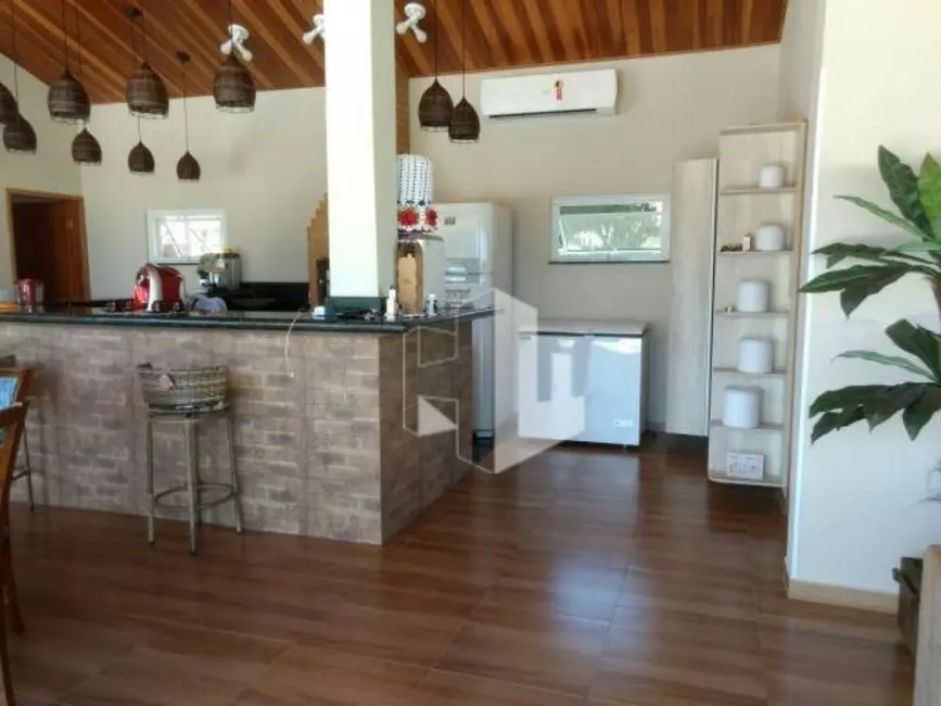 Foto 3 de Chácara com 2 quartos à venda e para alugar, 2750m2 em Jardim Regina, Jau - SP