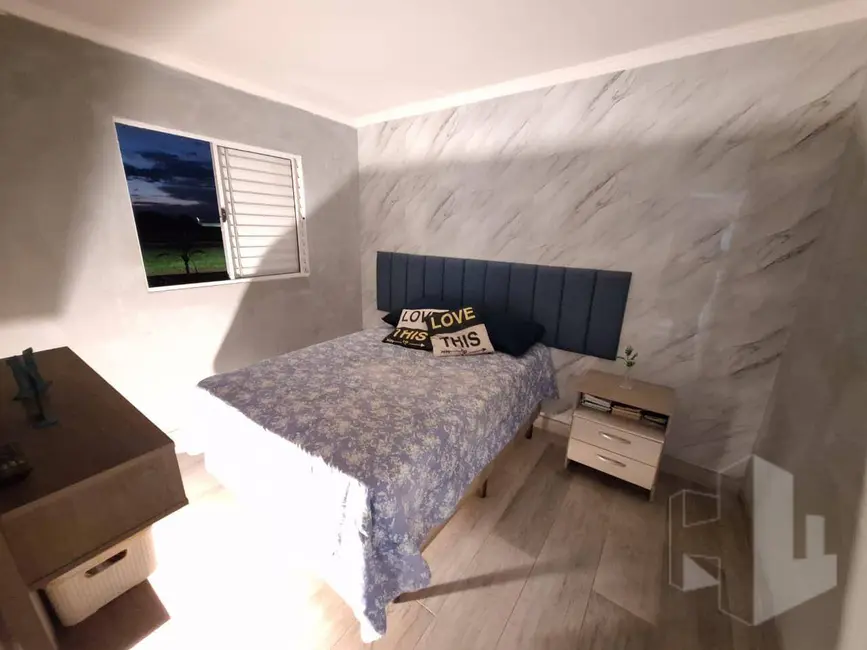 Foto 1 de Apartamento com 2 quartos à venda, 50m2 em Jardim Olímpia, Jau - SP