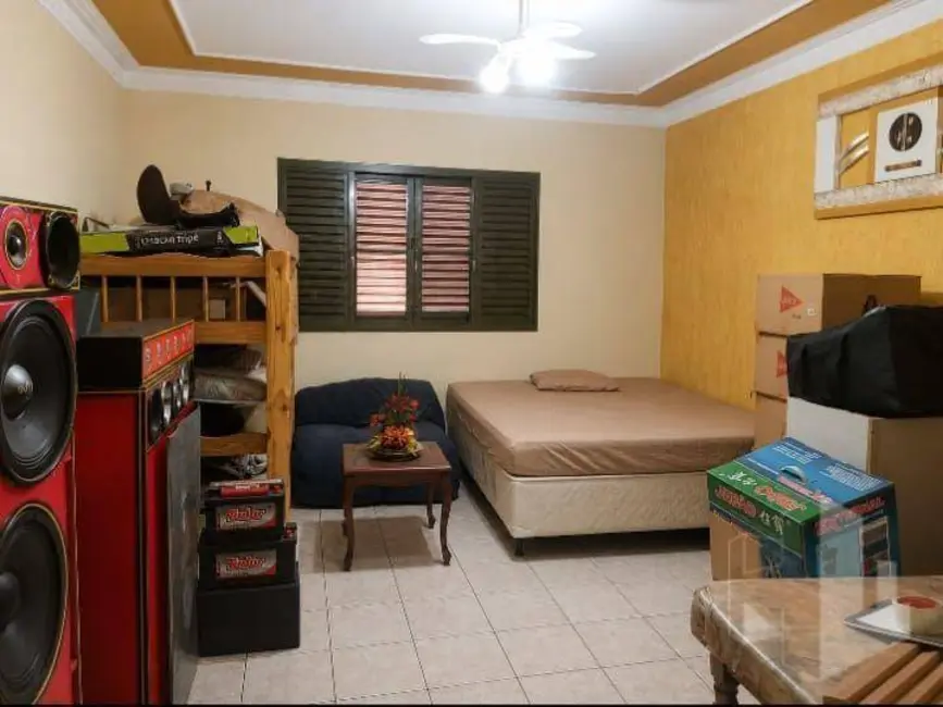 Casa com 1 quarto para alugar, 333m2 em Jardim Parati, Jau - SP - imagem 6 Foto 6 de Casa com 1 quarto para alugar, 333m2 em Jardim Parati, Jau - SP