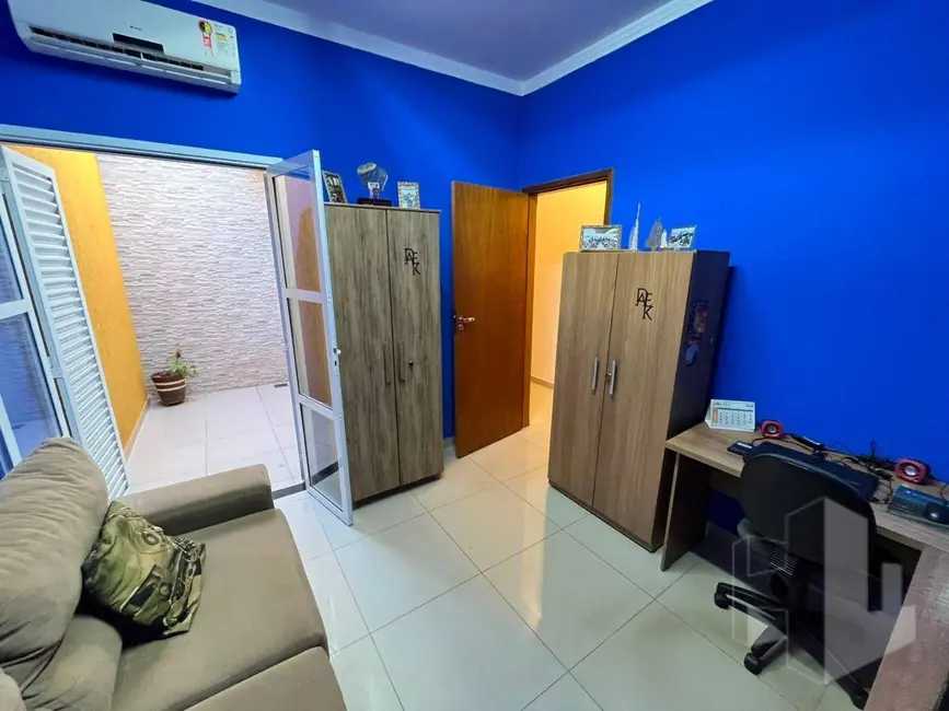 Foto 4 de Casa com 3 quartos à venda, 200m2 em Jau - SP