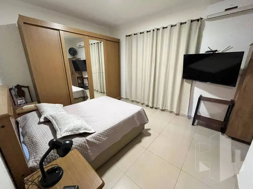 Foto 7 de Casa com 3 quartos à venda, 200m2 em Jau - SP
