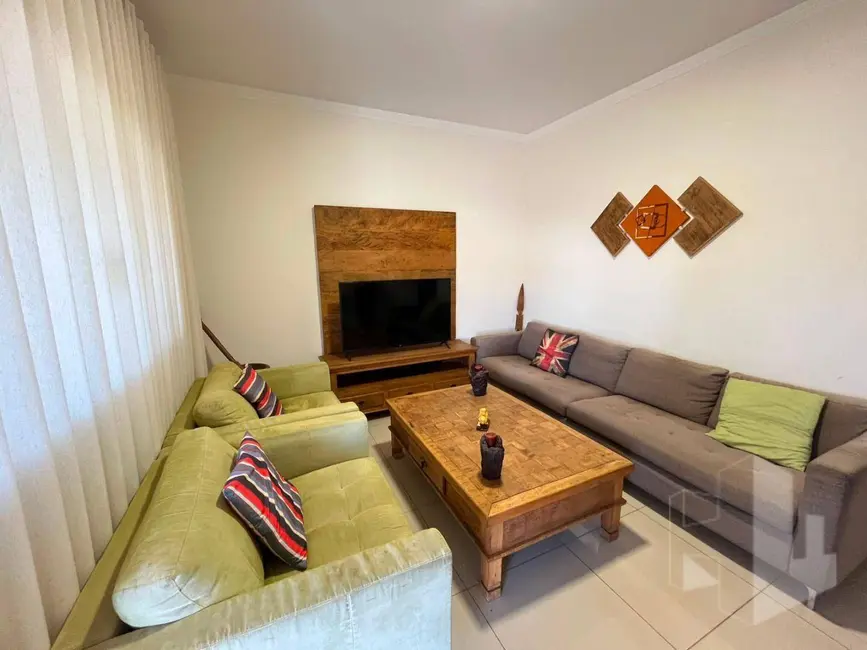 Foto 1 de Casa com 3 quartos à venda, 200m2 em Jau - SP
