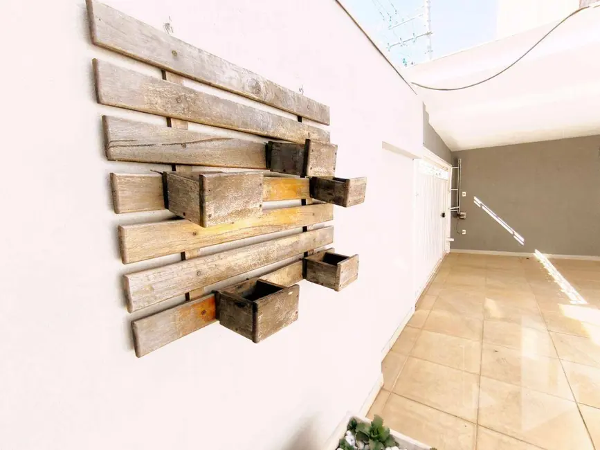 Casa com 3 quartos à venda, 200m2 em Vila Arnaldo, Sao Carlos - SP - imagem 9 Foto 9 de Casa com 3 quartos à venda, 200m2 em Vila Arnaldo, Sao Carlos - SP