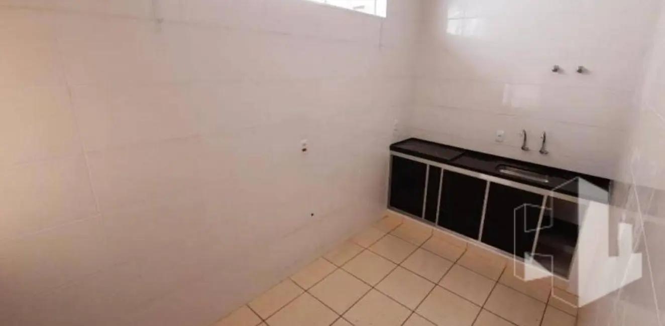 Foto 3 de Casa com 3 quartos para alugar, 250m2 em Chácara Braz Miraglia, Jau - SP