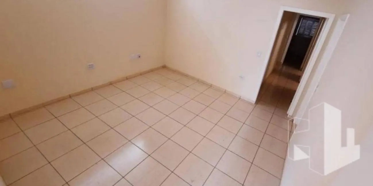 Foto 4 de Casa com 3 quartos para alugar, 250m2 em Chácara Braz Miraglia, Jau - SP