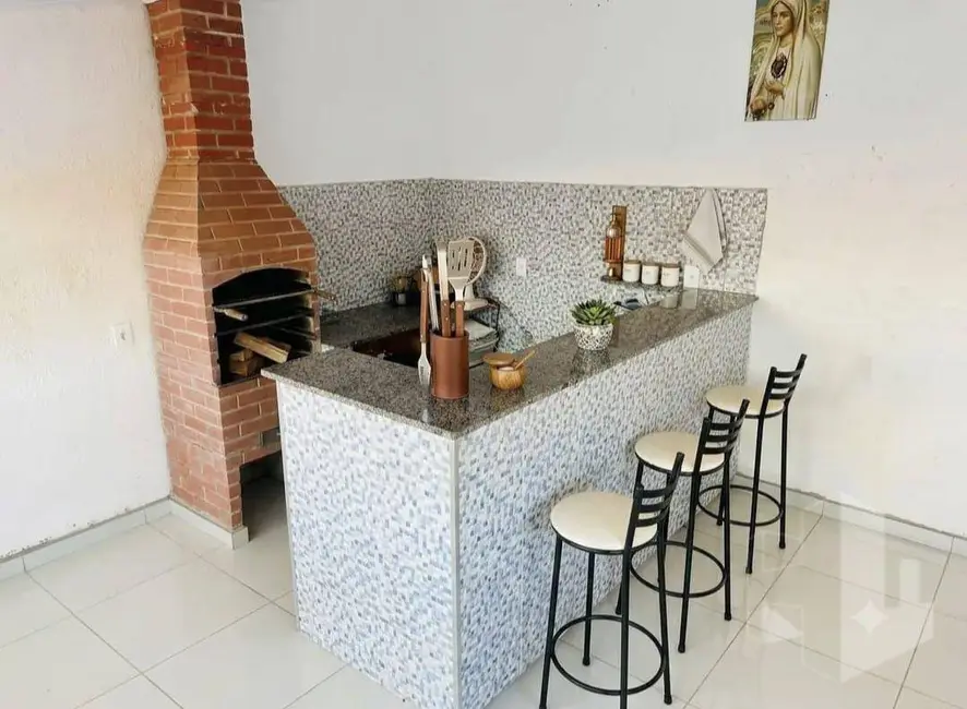 Casa com 2 quartos à venda, 127m2 em Jardim São Crispim, Jau - SP - imagem 8 Foto 8 de Casa com 2 quartos à venda, 127m2 em Jardim São Crispim, Jau - SP