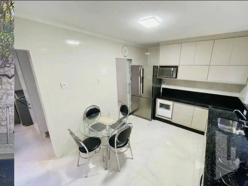 Casa com 2 quartos à venda, 127m2 em Jardim São Crispim, Jau - SP - imagem 3 Foto 3 de Casa com 2 quartos à venda, 127m2 em Jardim São Crispim, Jau - SP
