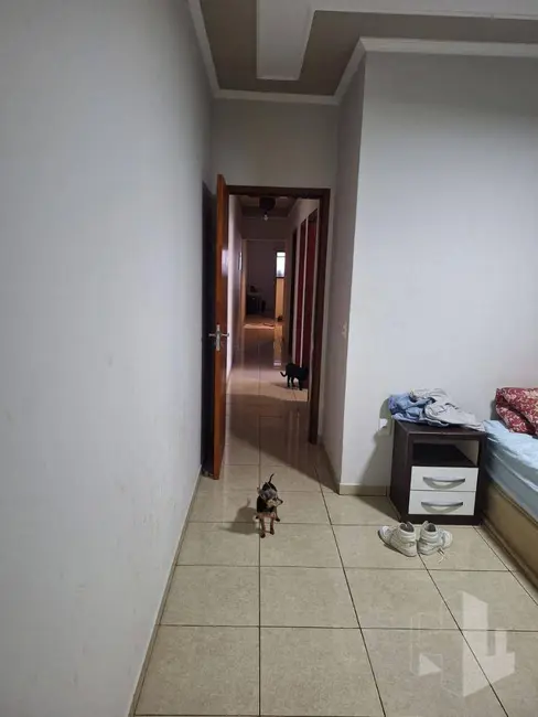 Foto 9 de Casa com 3 quartos à venda, 150m2 em Jardim Dona Emília, Jau - SP