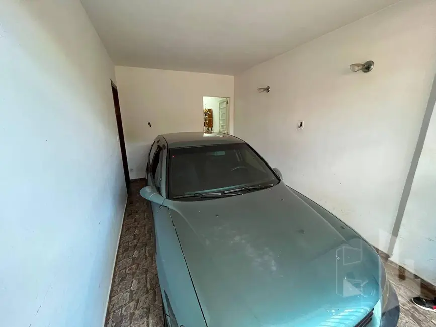 Foto 8 de Casa com 3 quartos à venda, 150m2 em Jardim Odete, Jau - SP