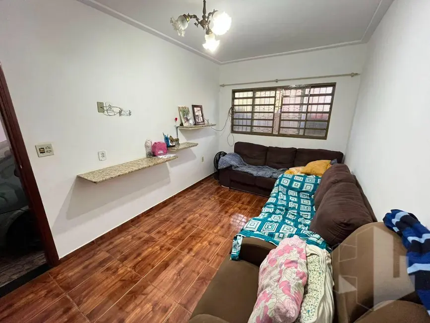 Foto 1 de Casa com 3 quartos à venda, 150m2 em Jardim Odete, Jau - SP