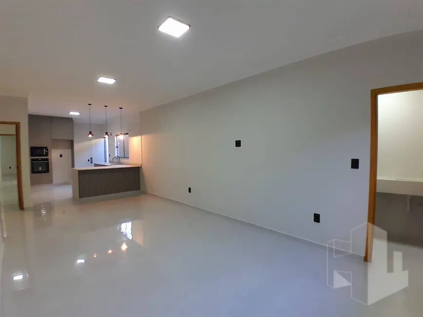 Foto 1 de Casa com 3 quartos à venda, 250m2 em Jardim das Paineiras, Jau - SP