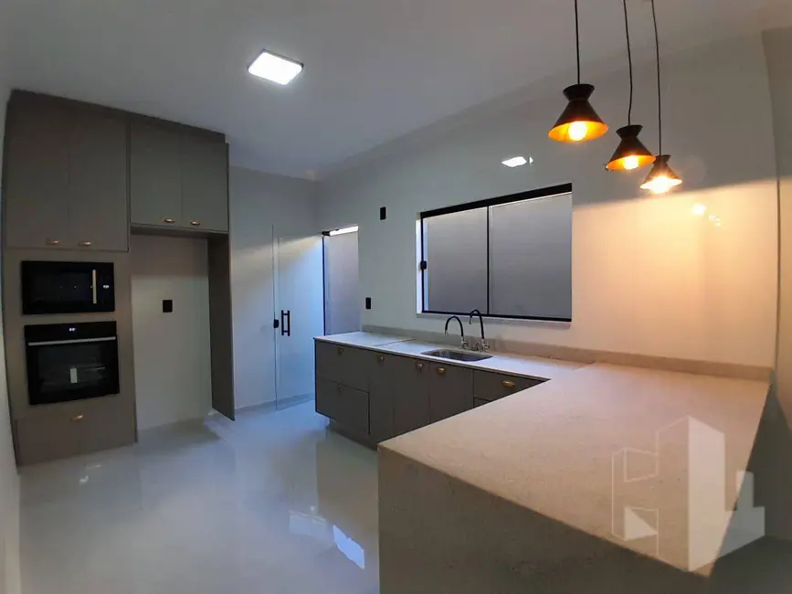 Foto 4 de Casa com 3 quartos à venda, 250m2 em Jardim das Paineiras, Jau - SP