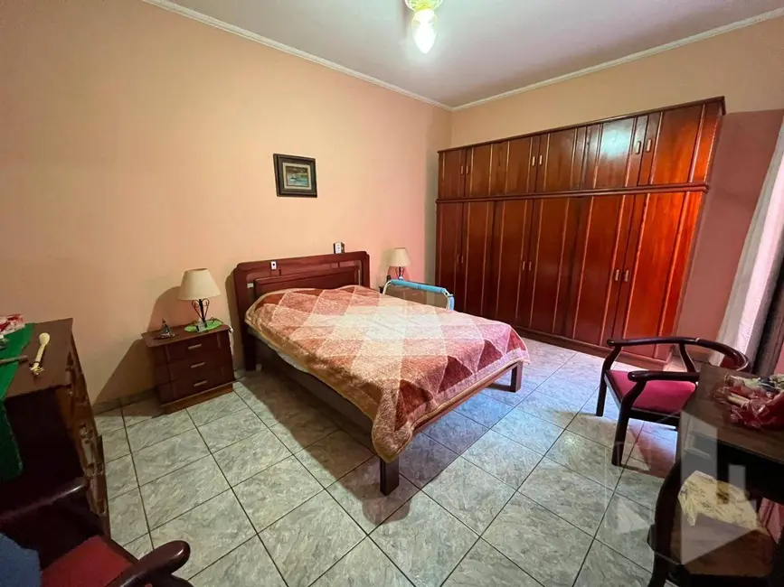 Foto 8 de Casa com 3 quartos à venda, 177m2 em Jardim América, Jau - SP