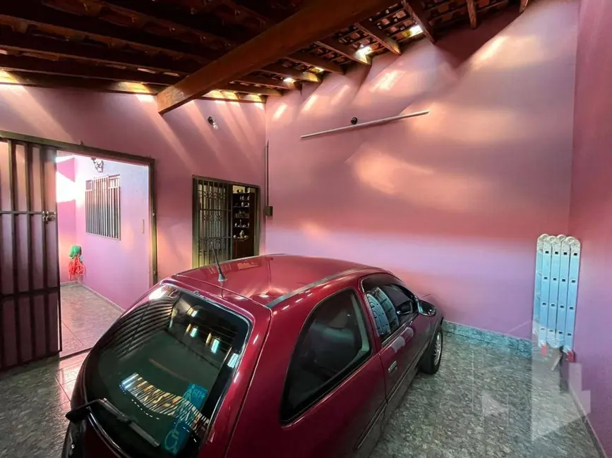 Foto 3 de Casa com 3 quartos à venda, 177m2 em Jardim América, Jau - SP