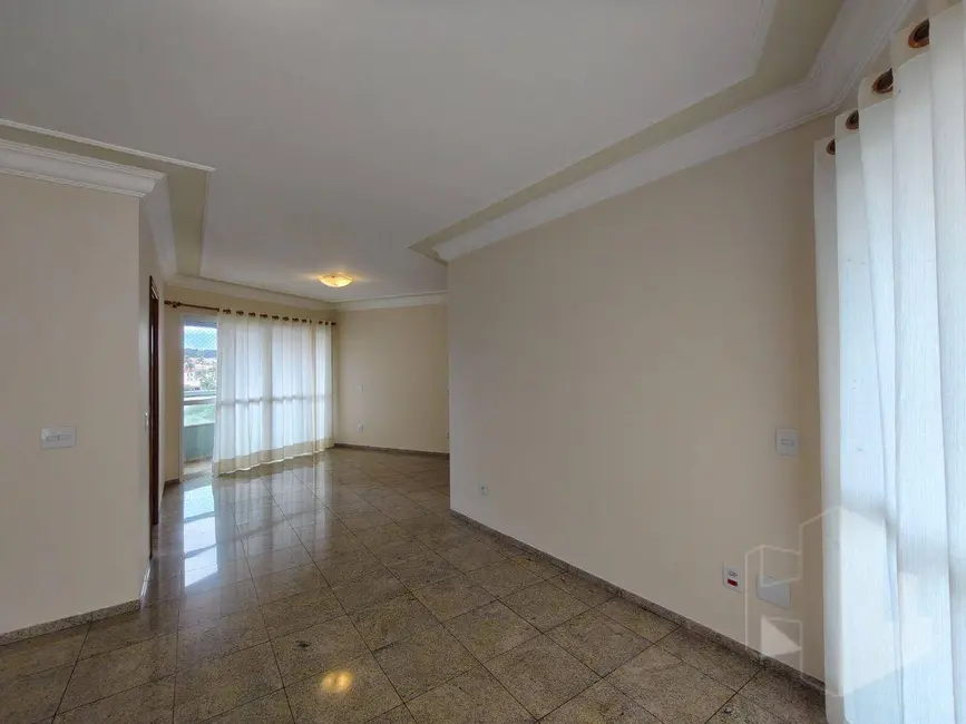 Foto 4 de Apartamento com 4 quartos para alugar, 232m2 em Vila Hilst, Jau - SP