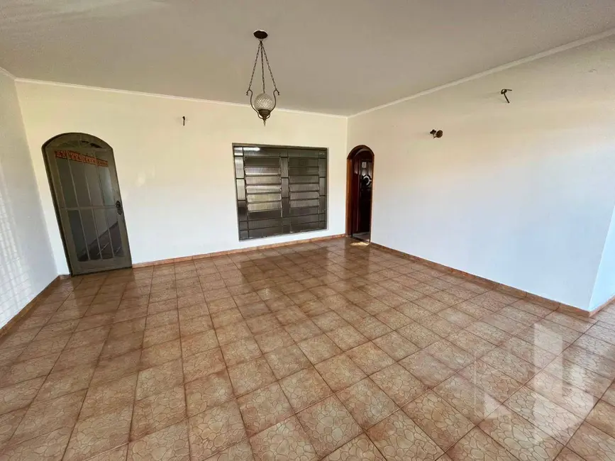 Foto 2 de Casa com 3 quartos à venda, 300m2 em Jardim Estádio, Jau - SP