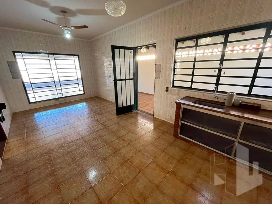 Foto 6 de Casa com 3 quartos à venda, 300m2 em Jardim Estádio, Jau - SP