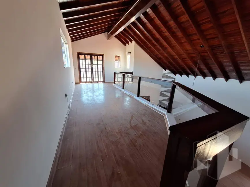 Foto 5 de Casa com 3 quartos à venda, 330m2 em Jardim Maria Luiza III, Jau - SP