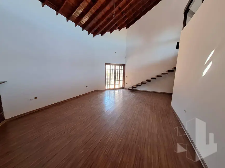Foto 2 de Casa com 3 quartos à venda, 330m2 em Jardim Maria Luiza III, Jau - SP