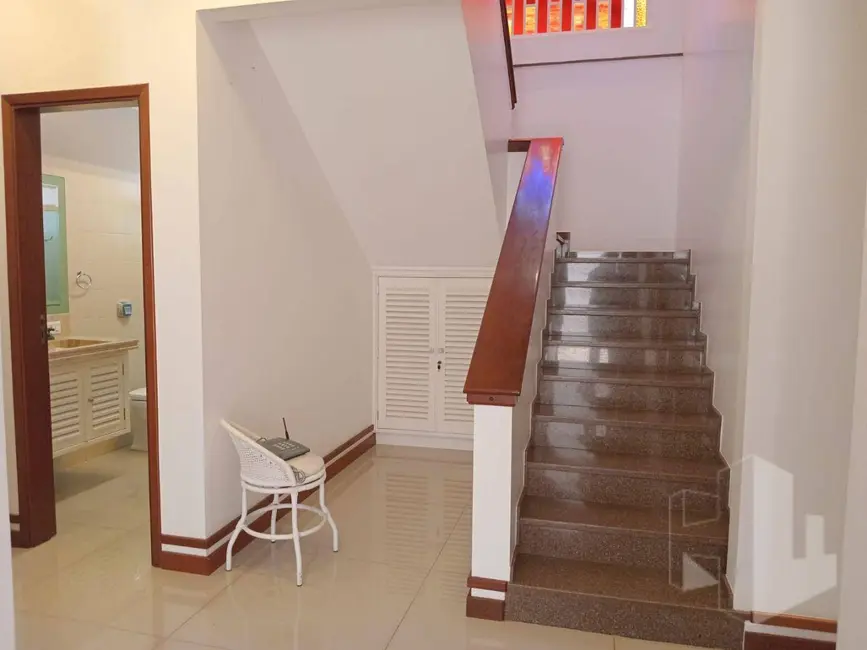 Foto 9 de Casa com 4 quartos à venda, 360m2 em Jardim Maria Luiza I, Jau - SP