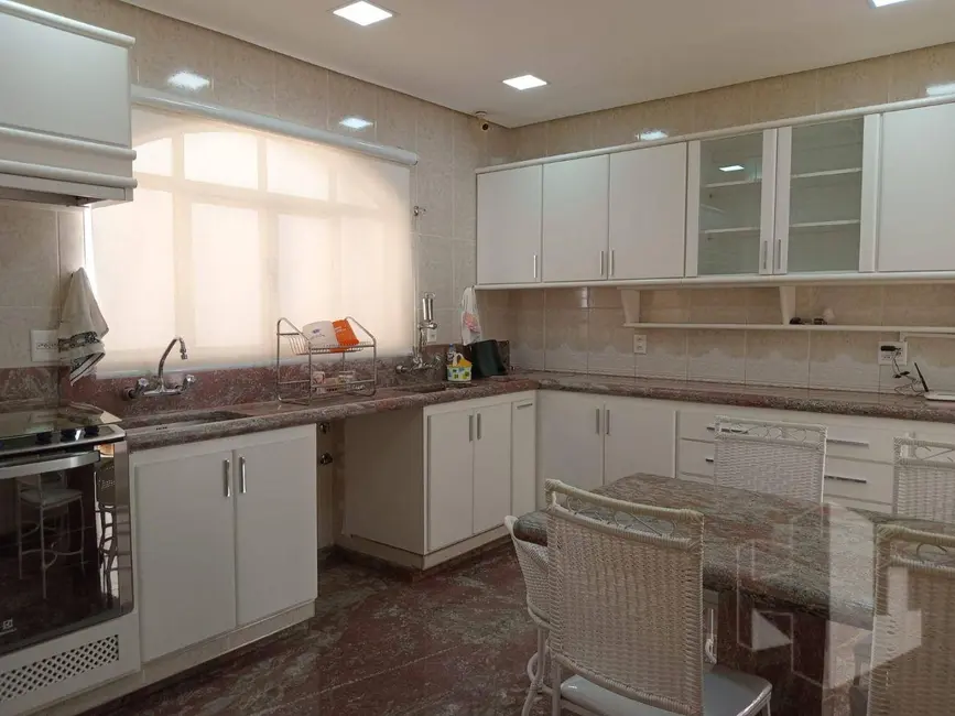 Foto 6 de Casa com 4 quartos à venda, 360m2 em Jardim Maria Luiza I, Jau - SP