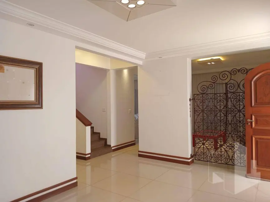Foto 5 de Casa com 4 quartos à venda, 360m2 em Jardim Maria Luiza I, Jau - SP
