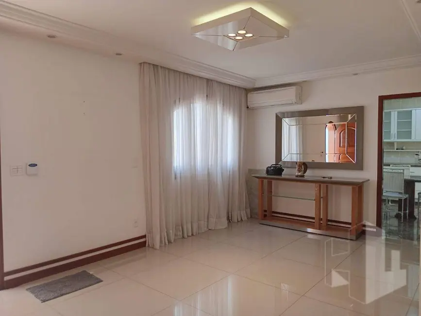 Foto 4 de Casa com 4 quartos à venda, 360m2 em Jardim Maria Luiza I, Jau - SP