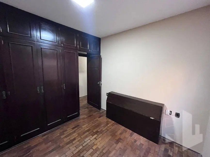 Foto 8 de Casa com 2 quartos para alugar, 20m2 em Jardim Alvorada, Jau - SP