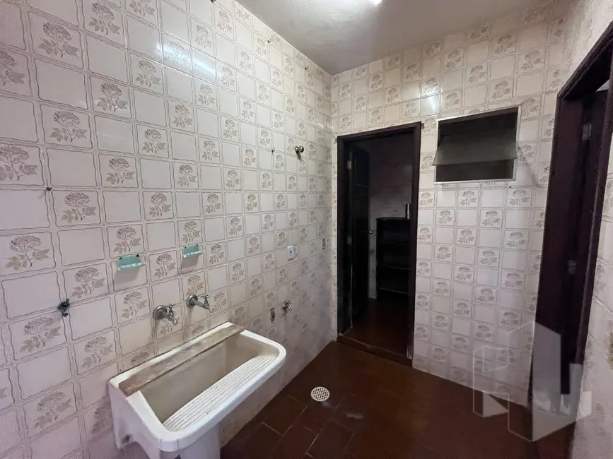 Foto 5 de Casa com 2 quartos para alugar, 20m2 em Jardim Alvorada, Jau - SP