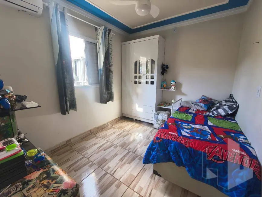 Foto 9 de Casa com 3 quartos à venda, 200m2 em Itapui - SP